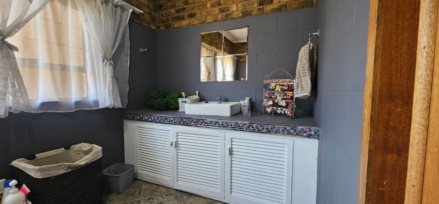 4 Bedroom Property for Sale in Brits North West